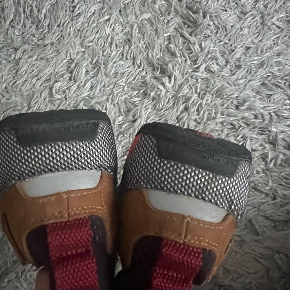 Nike ACG Ruckel Ridge Sneakers - Picture 4 of 8